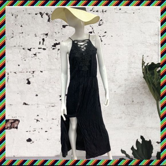 Elan Dresses & Skirts - NWT, Elan Black Maxi Dress w/Centered Split Leg and Crocheted Laced Top - Small